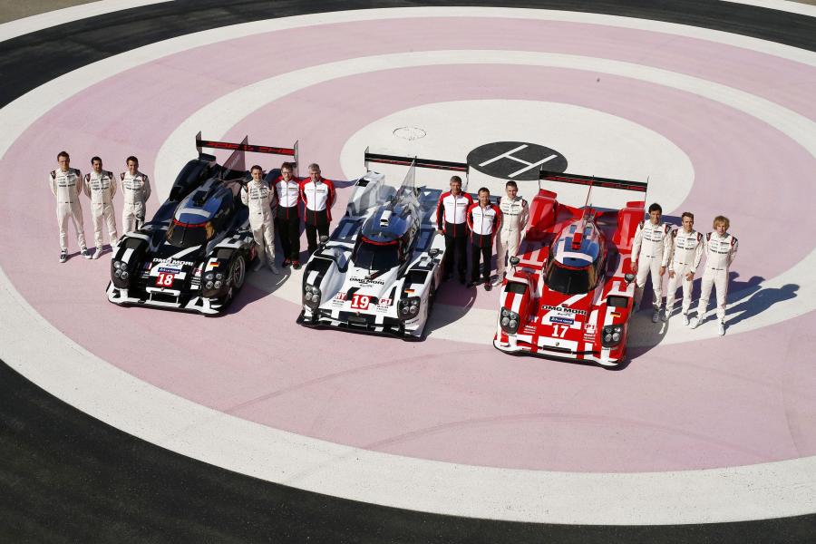  Porsche 919 Hybrid 2015 года  (фото 9 из 481)